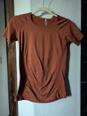 Senita Active Tee burnt orange Rust Small